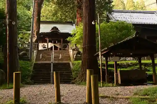 新海三社神社(長野県)
