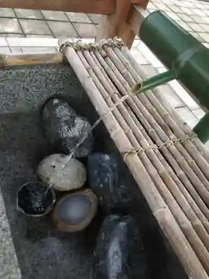 飯生神社の手水舎