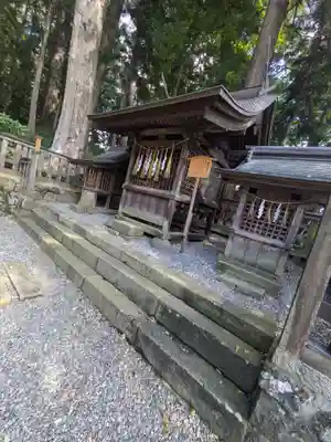 諏訪大社下社秋宮(長野県)