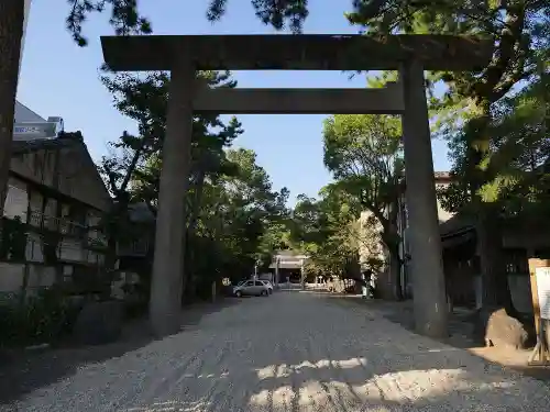 安久美神戸神明社の鳥居