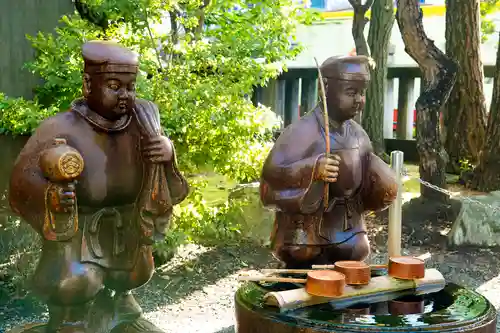 亀戸 香取神社の像