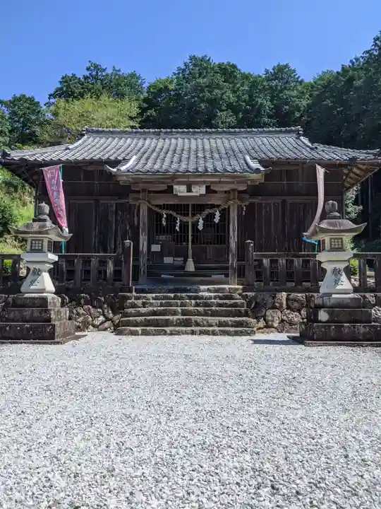 蜂前神社の本殿・本堂