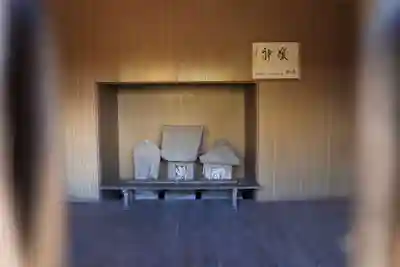 養蚕神社の本殿・本堂