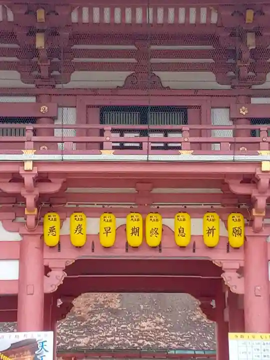 津島神社の山門・神門