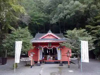 諏訪神社の本殿・本堂