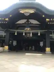 穴八幡宮の本殿