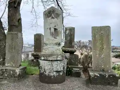 大円寺の{uncategorized: "未分類", other: "その他", undefined: "問題あり", building: "その他建物", grave: "お墓", sacred_gate: "鳥居", guardian: "狛犬", statue: "像", buddha: "仏像", history: "歴史", nature: "自然", garden: "庭園", animal: "動物", pagoda: "塔", temizu: "手水舎", mountain_gate: "山門・神門", sanctuary: "本殿・本堂", subordinate: "末社・摂社", art: "芸術", scenery: "景色", jizo: "地蔵", ema: "絵馬", goshuin: "御朱印", omikuji: "おみくじ", items: "授与品その他", amulet: "お守り", goshuincho: "御朱印帳", eats: "食事", festival: "お祭り", votive_dance: "神楽", shichigosan: "七五三参", wedding: "結婚式", experience: "体験その他", initially: "初詣", around: "周辺", anti_infection: "感染症対策"}