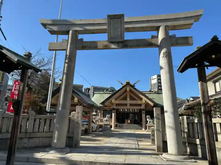 三津神社の{uncategorized: "未分類", other: "その他", undefined: "問題あり", building: "その他建物", grave: "お墓", sacred_gate: "鳥居", guardian: "狛犬", statue: "像", buddha: "仏像", history: "歴史", nature: "自然", garden: "庭園", animal: "動物", pagoda: "塔", temizu: "手水舎", mountain_gate: "山門・神門", sanctuary: "本殿・本堂", subordinate: "末社・摂社", art: "芸術", scenery: "景色", jizo: "地蔵", ema: "絵馬", goshuin: "御朱印", omikuji: "おみくじ", items: "授与品その他", amulet: "お守り", goshuincho: "御朱印帳", eats: "食事", festival: "お祭り", votive_dance: "神楽", shichigosan: "七五三参", wedding: "結婚式", experience: "体験その他", initially: "初詣", around: "周辺", anti_infection: "感染症対策"}