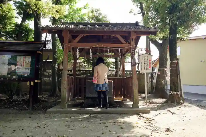 春日部八幡神社の手水舎