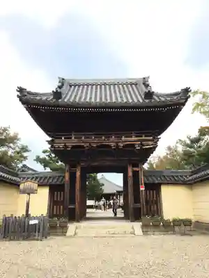 道明寺の山門・神門