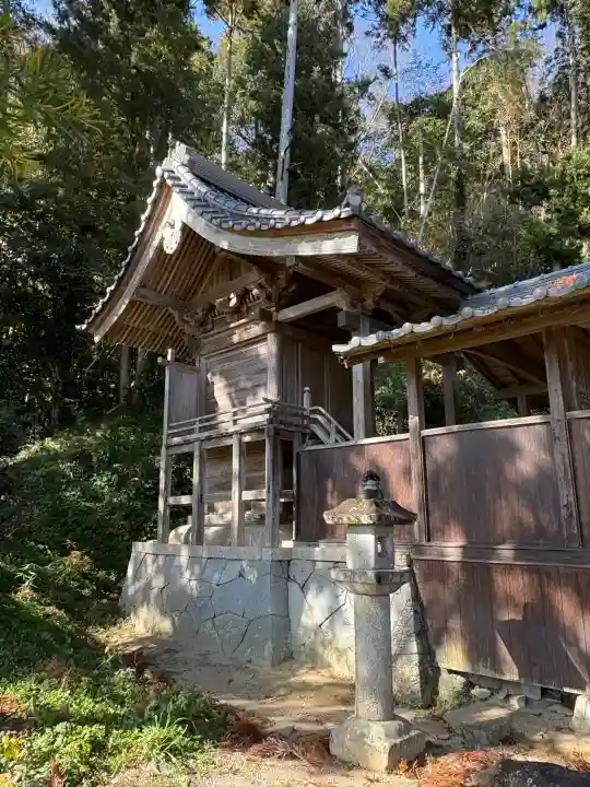 天満宮の{uncategorized: "未分類", other: "その他", undefined: "問題あり", building: "その他建物", grave: "お墓", sacred_gate: "鳥居", guardian: "狛犬", statue: "像", buddha: "仏像", history: "歴史", nature: "自然", garden: "庭園", animal: "動物", pagoda: "塔", temizu: "手水舎", mountain_gate: "山門・神門", sanctuary: "本殿・本堂", subordinate: "末社・摂社", art: "芸術", scenery: "景色", jizo: "地蔵", ema: "絵馬", goshuin: "御朱印", omikuji: "おみくじ", items: "授与品その他", amulet: "お守り", goshuincho: "御朱印帳", eats: "食事", festival: "お祭り", votive_dance: "神楽", shichigosan: "七五三参", wedding: "結婚式", experience: "体験その他", initially: "初詣", around: "周辺", anti_infection: "感染症対策"}