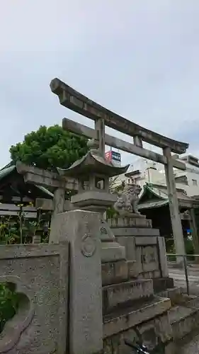 三輪神社の鳥居