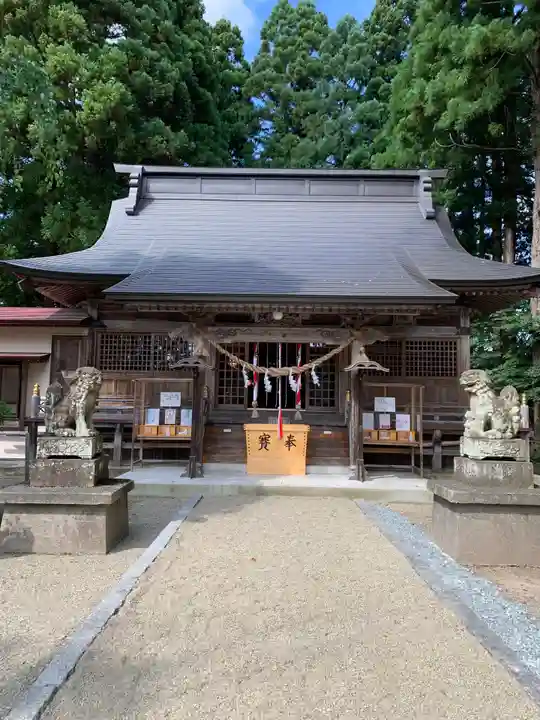 熊野神社の本殿・本堂
