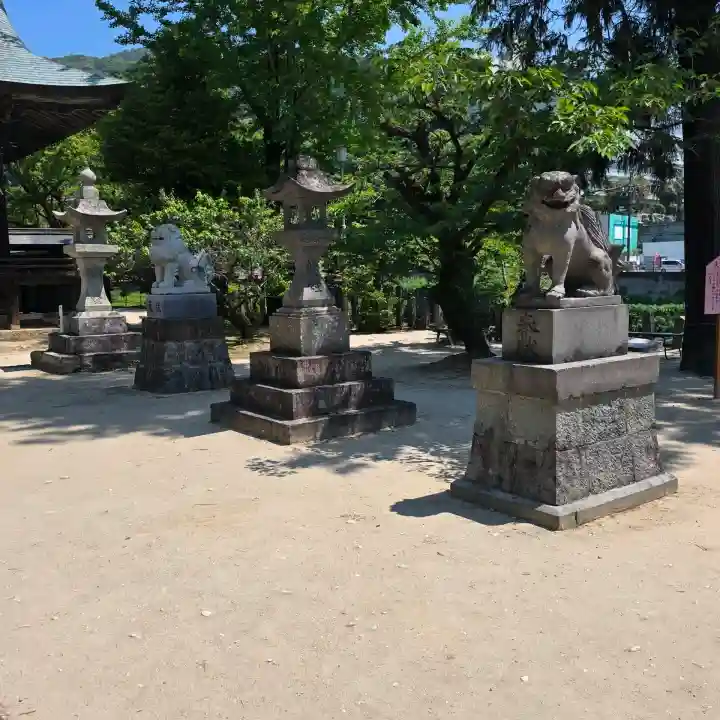 與止日女神社の{uncategorized: "未分類", other: "その他", undefined: "問題あり", building: "その他建物", grave: "お墓", sacred_gate: "鳥居", guardian: "狛犬", statue: "像", buddha: "仏像", history: "歴史", nature: "自然", garden: "庭園", animal: "動物", pagoda: "塔", temizu: "手水舎", mountain_gate: "山門・神門", sanctuary: "本殿・本堂", subordinate: "末社・摂社", art: "芸術", scenery: "景色", jizo: "地蔵", ema: "絵馬", goshuin: "御朱印", omikuji: "おみくじ", items: "授与品その他", amulet: "お守り", goshuincho: "御朱印帳", eats: "食事", festival: "お祭り", votive_dance: "神楽", shichigosan: "七五三参", wedding: "結婚式", experience: "体験その他", initially: "初詣", around: "周辺", anti_infection: "感染症対策"}