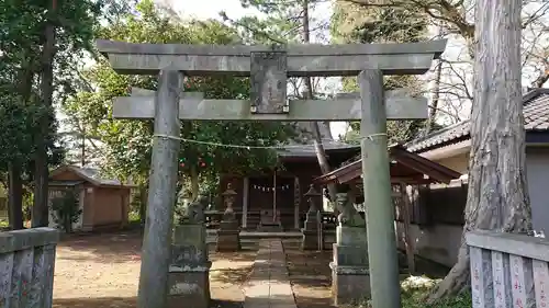 虎狛神社の鳥居