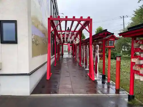 函館伏白稲荷神社の庭園