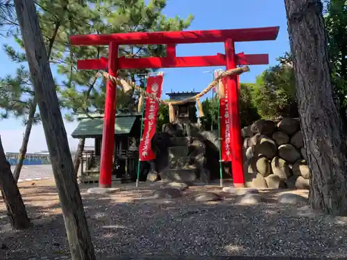 日神神社の末社