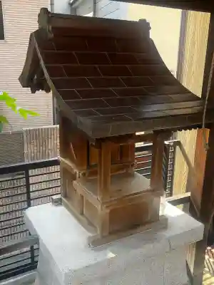 天龍神社の{uncategorized: "未分類", other: "その他", undefined: "問題あり", building: "その他建物", grave: "お墓", sacred_gate: "鳥居", guardian: "狛犬", statue: "像", buddha: "仏像", history: "歴史", nature: "自然", garden: "庭園", animal: "動物", pagoda: "塔", temizu: "手水舎", mountain_gate: "山門・神門", sanctuary: "本殿・本堂", subordinate: "末社・摂社", art: "芸術", scenery: "景色", jizo: "地蔵", ema: "絵馬", goshuin: "御朱印", omikuji: "おみくじ", items: "授与品その他", amulet: "お守り", goshuincho: "御朱印帳", eats: "食事", festival: "お祭り", votive_dance: "神楽", shichigosan: "七五三参", wedding: "結婚式", experience: "体験その他", initially: "初詣", around: "周辺", anti_infection: "感染症対策"}