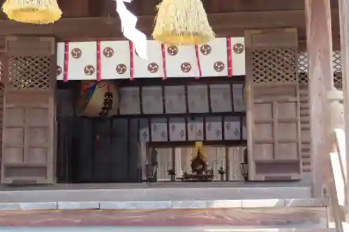 糸碕神社の本殿