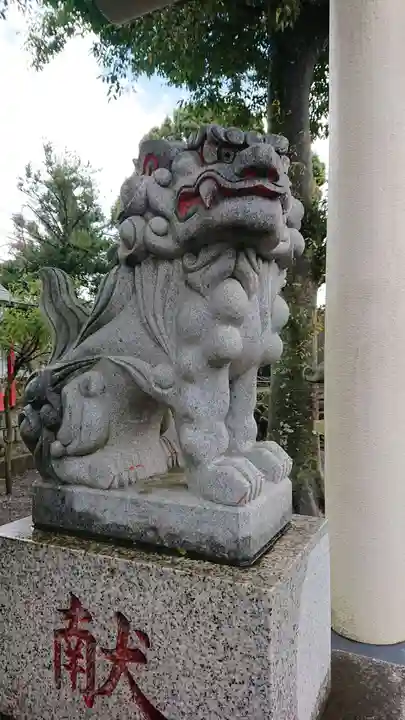 日々神社の狛犬