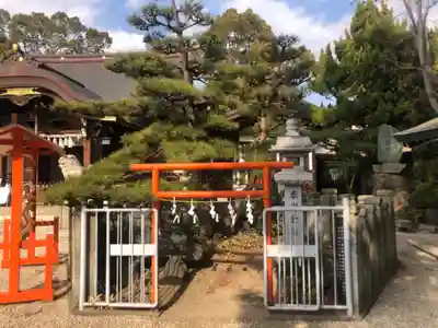 荒井神社の末社・摂社