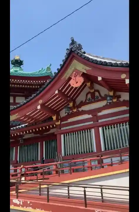 寛永寺不忍池弁天堂の{uncategorized: "未分類", other: "その他", undefined: "問題あり", building: "その他建物", grave: "お墓", sacred_gate: "鳥居", guardian: "狛犬", statue: "像", buddha: "仏像", history: "歴史", nature: "自然", garden: "庭園", animal: "動物", pagoda: "塔", temizu: "手水舎", mountain_gate: "山門・神門", sanctuary: "本殿・本堂", subordinate: "末社・摂社", art: "芸術", scenery: "景色", jizo: "地蔵", ema: "絵馬", goshuin: "御朱印", omikuji: "おみくじ", items: "授与品その他", amulet: "お守り", goshuincho: "御朱印帳", eats: "食事", festival: "お祭り", votive_dance: "神楽", shichigosan: "七五三参", wedding: "結婚式", experience: "体験その他", initially: "初詣", around: "周辺", anti_infection: "感染症対策"}