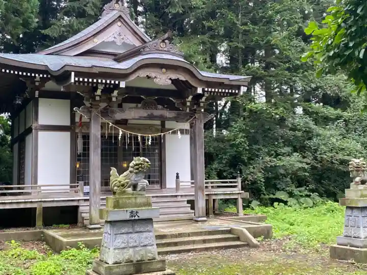 野辺地八幡宮の本殿・本堂