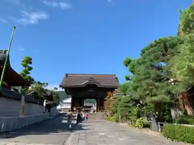 善光寺の山門・神門