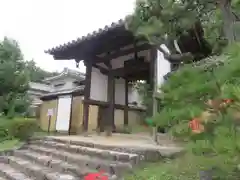 海龍王寺の山門