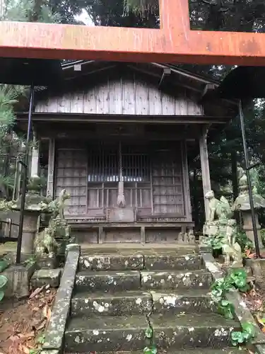 水玉稲荷神社の本殿