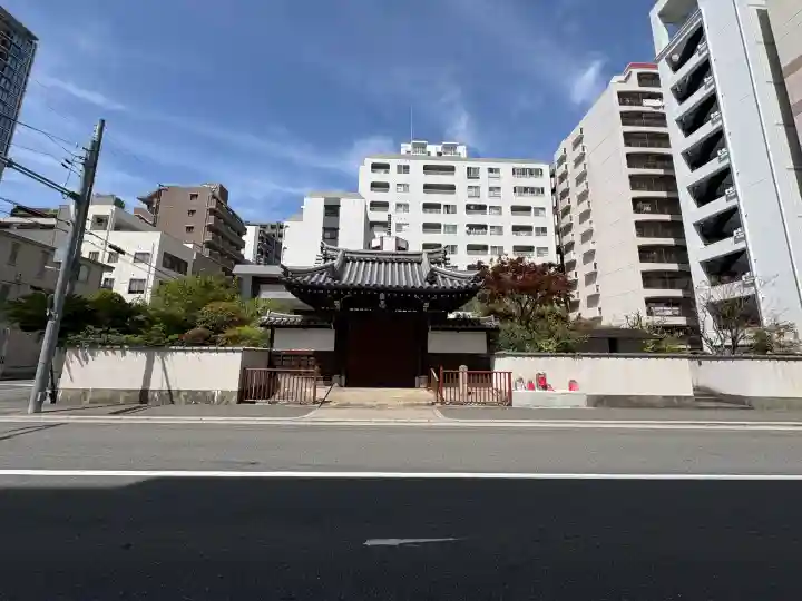 専念寺の{uncategorized: "未分類", other: "その他", undefined: "問題あり", building: "その他建物", grave: "お墓", sacred_gate: "鳥居", guardian: "狛犬", statue: "像", buddha: "仏像", history: "歴史", nature: "自然", garden: "庭園", animal: "動物", pagoda: "塔", temizu: "手水舎", mountain_gate: "山門・神門", sanctuary: "本殿・本堂", subordinate: "末社・摂社", art: "芸術", scenery: "景色", jizo: "地蔵", ema: "絵馬", goshuin: "御朱印", omikuji: "おみくじ", items: "授与品その他", amulet: "お守り", goshuincho: "御朱印帳", eats: "食事", festival: "お祭り", votive_dance: "神楽", shichigosan: "七五三参", wedding: "結婚式", experience: "体験その他", initially: "初詣", around: "周辺", anti_infection: "感染症対策"}