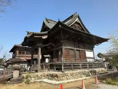 秩父札所十三番 慈眼寺の本殿・本堂