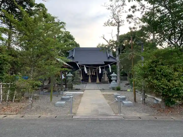 吉保八幡神社の本殿・本堂