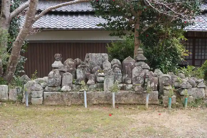 市場寺(三重県)