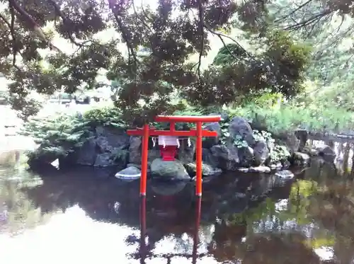 平塚八幡宮の鳥居