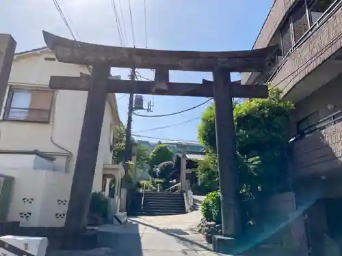 白山神社の鳥居