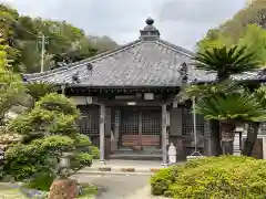 遍照寺の本殿