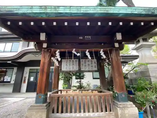 鐵砲洲稲荷神社の{uncategorized: "未分類", other: "その他", undefined: "問題あり", building: "その他建物", grave: "お墓", sacred_gate: "鳥居", guardian: "狛犬", statue: "像", buddha: "仏像", history: "歴史", nature: "自然", garden: "庭園", animal: "動物", pagoda: "塔", temizu: "手水舎", mountain_gate: "山門・神門", sanctuary: "本殿・本堂", subordinate: "末社・摂社", art: "芸術", scenery: "景色", jizo: "地蔵", ema: "絵馬", goshuin: "御朱印", omikuji: "おみくじ", items: "授与品その他", amulet: "お守り", goshuincho: "御朱印帳", eats: "食事", festival: "お祭り", votive_dance: "神楽", shichigosan: "七五三参", wedding: "結婚式", experience: "体験その他", initially: "初詣", around: "周辺", anti_infection: "感染症対策"}