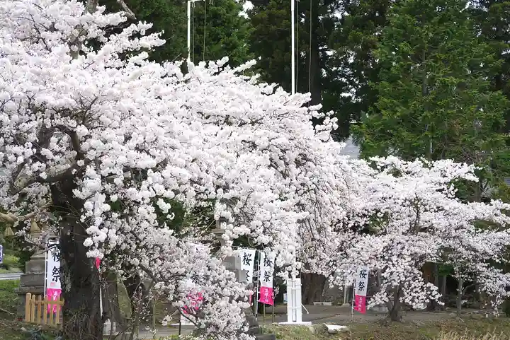 高司神社〜むすびの神の鎮まる社〜の自然