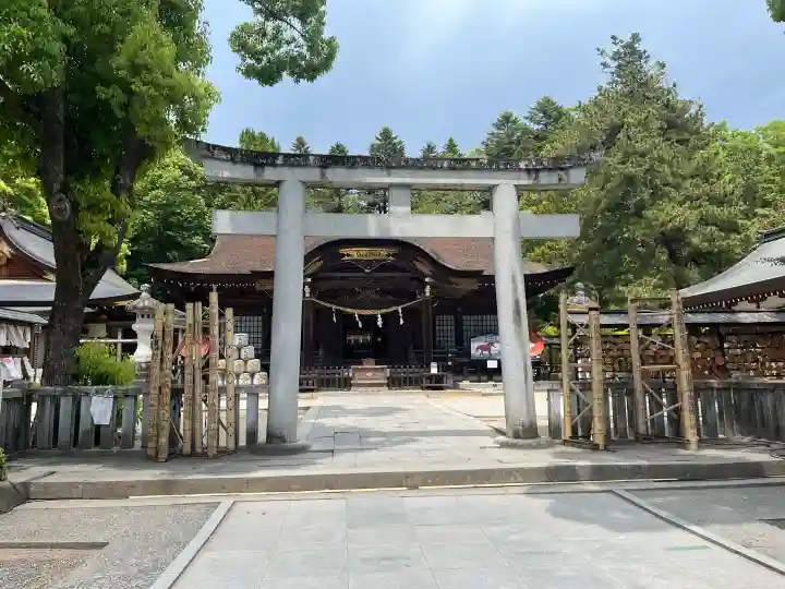 武田神社の{uncategorized: "未分類", other: "その他", undefined: "問題あり", building: "その他建物", grave: "お墓", sacred_gate: "鳥居", guardian: "狛犬", statue: "像", buddha: "仏像", history: "歴史", nature: "自然", garden: "庭園", animal: "動物", pagoda: "塔", temizu: "手水舎", mountain_gate: "山門・神門", sanctuary: "本殿・本堂", subordinate: "末社・摂社", art: "芸術", scenery: "景色", jizo: "地蔵", ema: "絵馬", goshuin: "御朱印", omikuji: "おみくじ", items: "授与品その他", amulet: "お守り", goshuincho: "御朱印帳", eats: "食事", festival: "お祭り", votive_dance: "神楽", shichigosan: "七五三参", wedding: "結婚式", experience: "体験その他", initially: "初詣", around: "周辺", anti_infection: "感染症対策"}