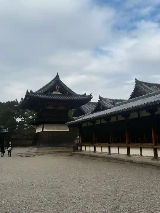 法隆寺 夢殿の{uncategorized: "未分類", other: "その他", undefined: "問題あり", building: "その他建物", grave: "お墓", sacred_gate: "鳥居", guardian: "狛犬", statue: "像", buddha: "仏像", history: "歴史", nature: "自然", garden: "庭園", animal: "動物", pagoda: "塔", temizu: "手水舎", mountain_gate: "山門・神門", sanctuary: "本殿・本堂", subordinate: "末社・摂社", art: "芸術", scenery: "景色", jizo: "地蔵", ema: "絵馬", goshuin: "御朱印", omikuji: "おみくじ", items: "授与品その他", amulet: "お守り", goshuincho: "御朱印帳", eats: "食事", festival: "お祭り", votive_dance: "神楽", shichigosan: "七五三参", wedding: "結婚式", experience: "体験その他", initially: "初詣", around: "周辺", anti_infection: "感染症対策"}