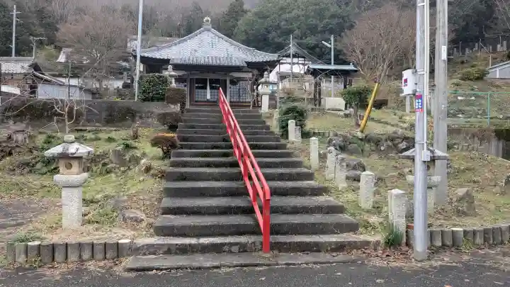 最勝寺の{uncategorized: "未分類", other: "その他", undefined: "問題あり", building: "その他建物", grave: "お墓", sacred_gate: "鳥居", guardian: "狛犬", statue: "像", buddha: "仏像", history: "歴史", nature: "自然", garden: "庭園", animal: "動物", pagoda: "塔", temizu: "手水舎", mountain_gate: "山門・神門", sanctuary: "本殿・本堂", subordinate: "末社・摂社", art: "芸術", scenery: "景色", jizo: "地蔵", ema: "絵馬", goshuin: "御朱印", omikuji: "おみくじ", items: "授与品その他", amulet: "お守り", goshuincho: "御朱印帳", eats: "食事", festival: "お祭り", votive_dance: "神楽", shichigosan: "七五三参", wedding: "結婚式", experience: "体験その他", initially: "初詣", around: "周辺", anti_infection: "感染症対策"}