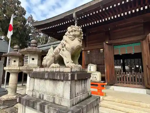 京都霊山護國神社の狛犬