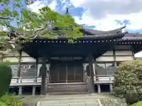元町観音堂(高巖寺)の{uncategorized: "未分類", other: "その他", undefined: "問題あり", building: "その他建物", grave: "お墓", sacred_gate: "鳥居", guardian: "狛犬", statue: "像", buddha: "仏像", history: "歴史", nature: "自然", garden: "庭園", animal: "動物", pagoda: "塔", temizu: "手水舎", mountain_gate: "山門・神門", sanctuary: "本殿・本堂", subordinate: "末社・摂社", art: "芸術", scenery: "景色", jizo: "地蔵", ema: "絵馬", goshuin: "御朱印", omikuji: "おみくじ", items: "授与品その他", amulet: "お守り", goshuincho: "御朱印帳", eats: "食事", festival: "お祭り", votive_dance: "神楽", shichigosan: "七五三参", wedding: "結婚式", experience: "体験その他", initially: "初詣", around: "周辺", anti_infection: "感染症対策"}
