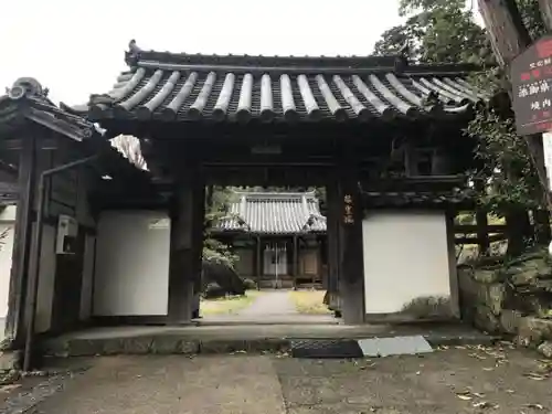 根聖院の建物その他