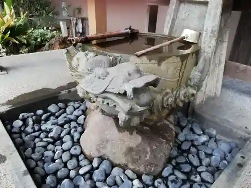 下神明天祖神社の手水舎