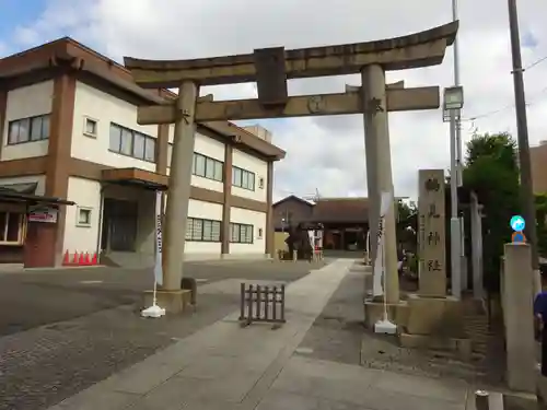 鶴見神社の鳥居