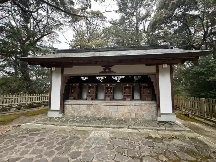往馬坐伊古麻都比古神社の{uncategorized: "未分類", other: "その他", undefined: "問題あり", building: "その他建物", grave: "お墓", sacred_gate: "鳥居", guardian: "狛犬", statue: "像", buddha: "仏像", history: "歴史", nature: "自然", garden: "庭園", animal: "動物", pagoda: "塔", temizu: "手水舎", mountain_gate: "山門・神門", sanctuary: "本殿・本堂", subordinate: "末社・摂社", art: "芸術", scenery: "景色", jizo: "地蔵", ema: "絵馬", goshuin: "御朱印", omikuji: "おみくじ", items: "授与品その他", amulet: "お守り", goshuincho: "御朱印帳", eats: "食事", festival: "お祭り", votive_dance: "神楽", shichigosan: "七五三参", wedding: "結婚式", experience: "体験その他", initially: "初詣", around: "周辺", anti_infection: "感染症対策"}