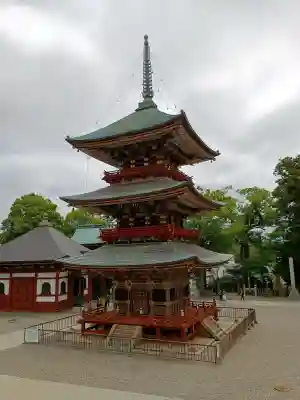 成田山新勝寺の{uncategorized: "未分類", other: "その他", undefined: "問題あり", building: "その他建物", grave: "お墓", sacred_gate: "鳥居", guardian: "狛犬", statue: "像", buddha: "仏像", history: "歴史", nature: "自然", garden: "庭園", animal: "動物", pagoda: "塔", temizu: "手水舎", mountain_gate: "山門・神門", sanctuary: "本殿・本堂", subordinate: "末社・摂社", art: "芸術", scenery: "景色", jizo: "地蔵", ema: "絵馬", goshuin: "御朱印", omikuji: "おみくじ", items: "授与品その他", amulet: "お守り", goshuincho: "御朱印帳", eats: "食事", festival: "お祭り", votive_dance: "神楽", shichigosan: "七五三参", wedding: "結婚式", experience: "体験その他", initially: "初詣", around: "周辺", anti_infection: "感染症対策"}