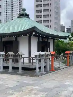 高野山東京別院の{uncategorized: "未分類", other: "その他", undefined: "問題あり", building: "その他建物", grave: "お墓", sacred_gate: "鳥居", guardian: "狛犬", statue: "像", buddha: "仏像", history: "歴史", nature: "自然", garden: "庭園", animal: "動物", pagoda: "塔", temizu: "手水舎", mountain_gate: "山門・神門", sanctuary: "本殿・本堂", subordinate: "末社・摂社", art: "芸術", scenery: "景色", jizo: "地蔵", ema: "絵馬", goshuin: "御朱印", omikuji: "おみくじ", items: "授与品その他", amulet: "お守り", goshuincho: "御朱印帳", eats: "食事", festival: "お祭り", votive_dance: "神楽", shichigosan: "七五三参", wedding: "結婚式", experience: "体験その他", initially: "初詣", around: "周辺", anti_infection: "感染症対策"}